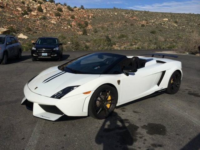 You Can Now Rent a Lamborghini in Vegas